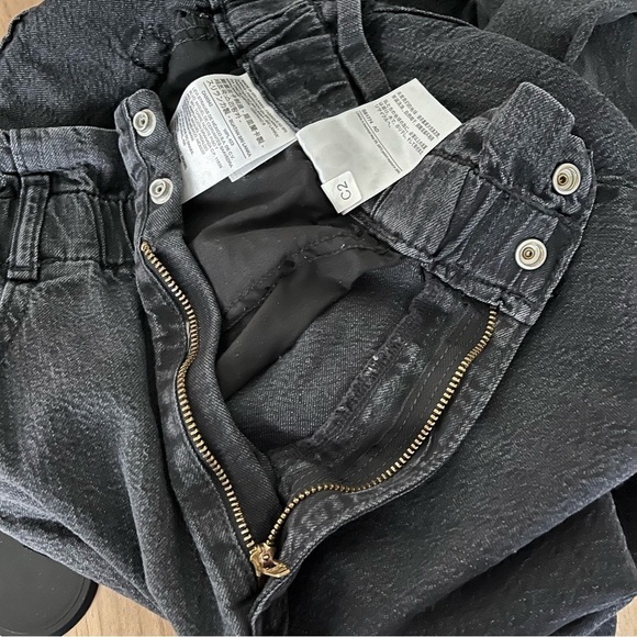 LEVIS sz 28 Paper Bag Faded Black Denim Jeans High Waisted Taper Leg - Picture 6 of 6